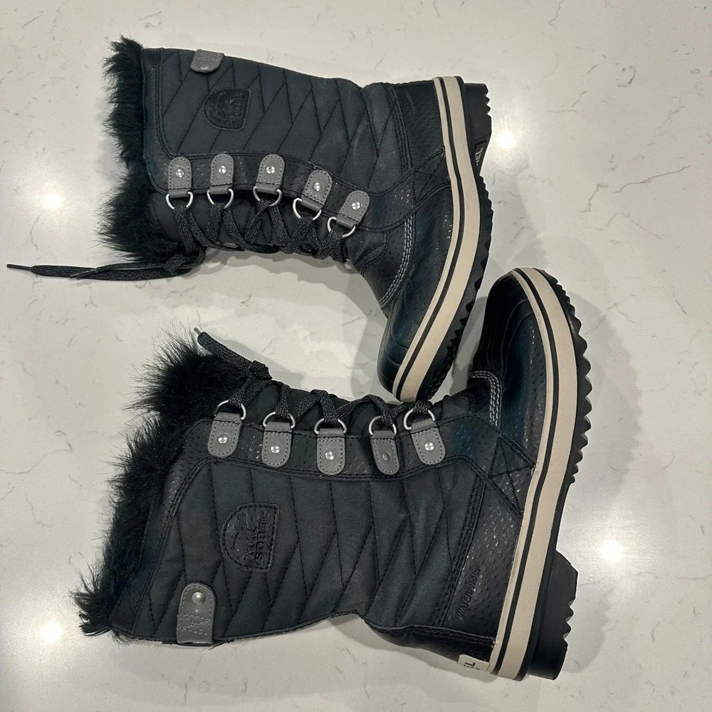 Sorel Tofino II Black Faux Fur Waterproof Winter Boots NY2419-010 Womens 5